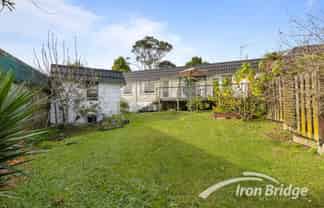 1/36 Aeroview Drive, Beach Haven
