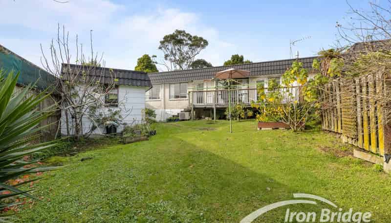 1/36 Aeroview Drive, Beach Haven