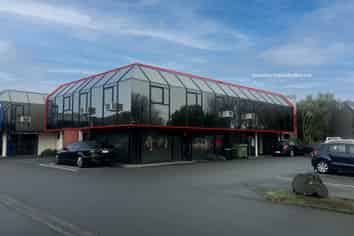 Landlord says Lease or Buy You Decide!