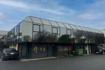 Landlord says Lease or Buy You Decide!