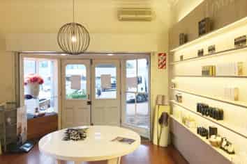 Character retail in Parnell!