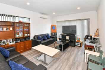 37 Tapuwae way, Mangere Bridge