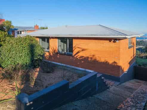 14 Dalrymple Street, Pine Hill