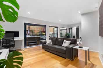 16B Auckland Road, Saint Heliers