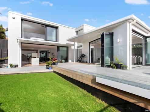 33 Grampian Road, Saint Heliers