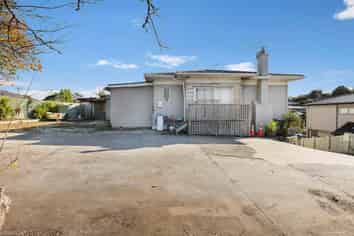 233 Main Highway, Ellerslie