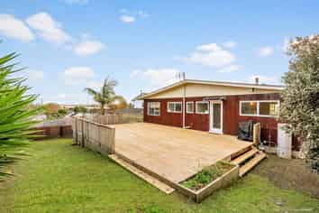 11 Marriott Road, Pakuranga