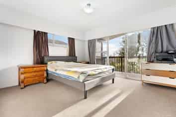 11 Marriott Road, Pakuranga