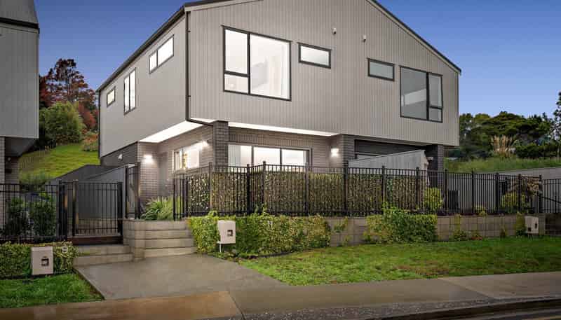 11 Maureen Close, East Tamaki Heights