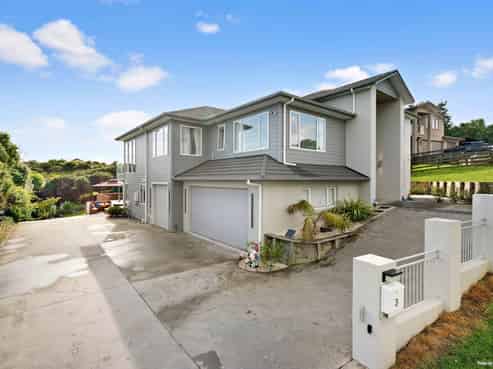 3 Chancellor Place, Flat Bush