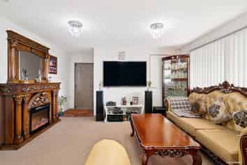 37 Woodbank Drive, Glen Eden