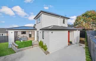 11A Borrowdace Avenue, Botany Downs