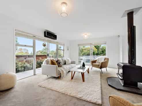 17 Taioma Crescent, Te Atatu Peninsula