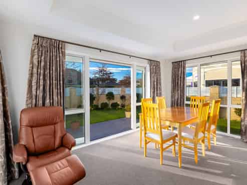 65 Country Club Terrace, Northwood