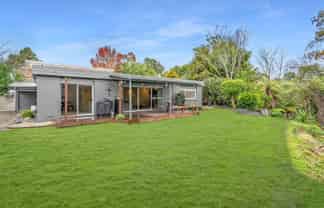 24 Splitt Avenue, Glenview