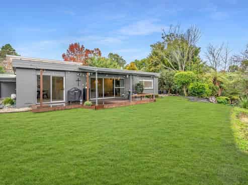 24 Splitt Avenue, Glenview