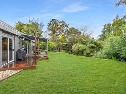 24 Splitt Avenue, Glenview