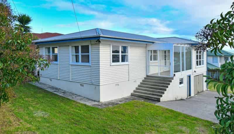 26 Orams Road, Manurewa