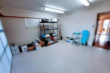 RARE MEDICAL OR HEALTH & BEAUTY SUITE BY THE BEACH