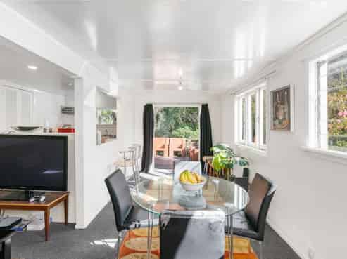 8 Alexander Street, Kingsland