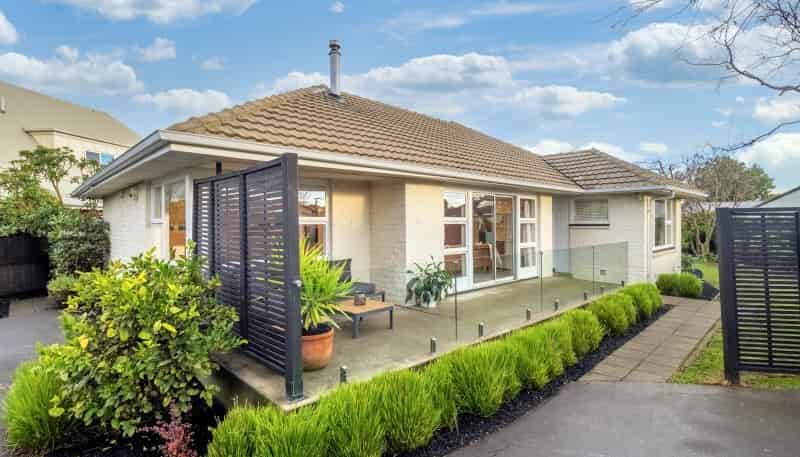 145 Avonhead Road, Avonhead