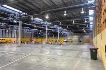 Biggest warehouse available in Porirua