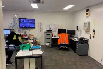 Biggest warehouse available in Porirua