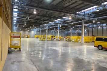 Biggest warehouse available in Porirua