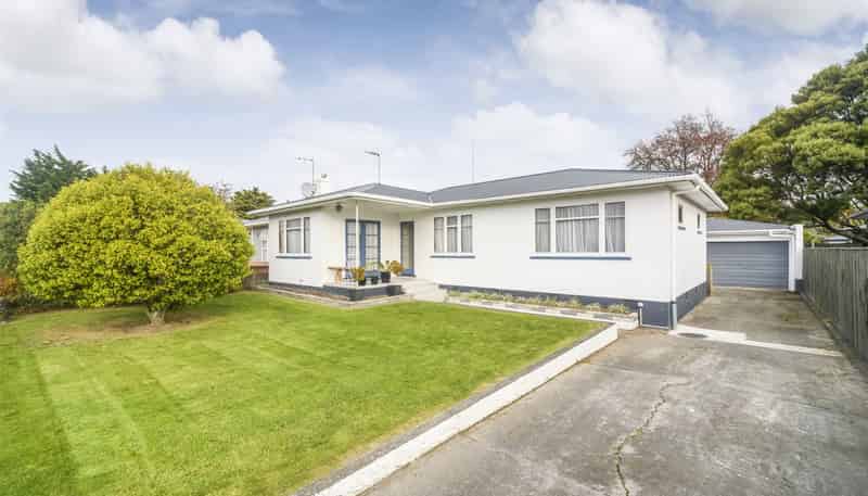 6 Miles Place, Awapuni