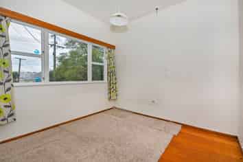 24 First Avenue, Avenues