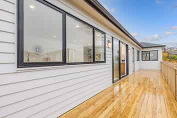 3 Matatika Rise, Swanson