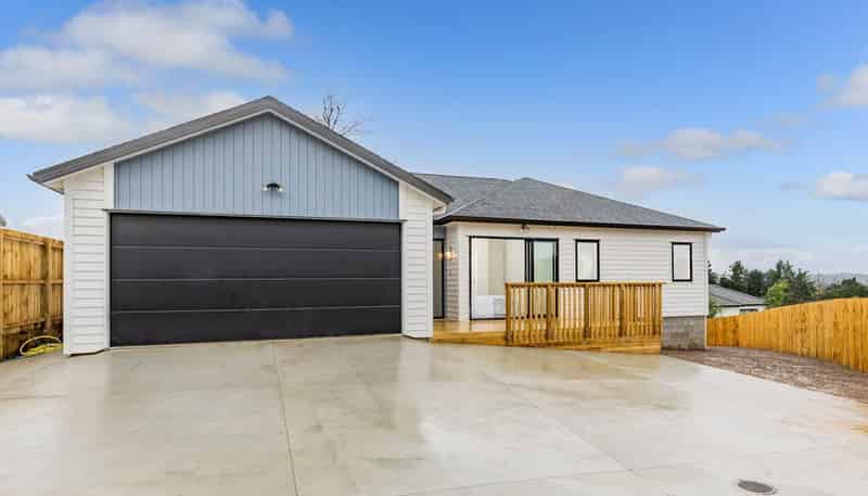 3 Matatika Rise, Swanson