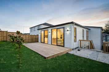 Granny/5 Rashni Road, Flat Bush