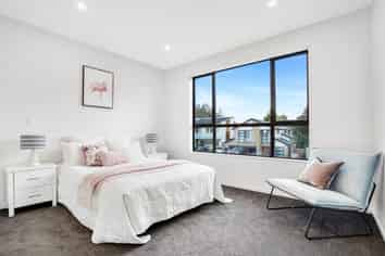 Granny/5 Rashni Road, Flat Bush