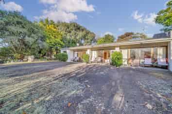 51 Wairau Road, Oakura