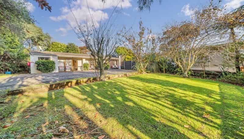 51 Wairau Road, Oakura