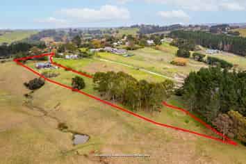 99 Spur Road, Stillwater