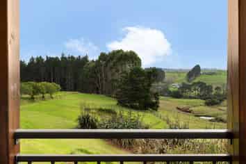 99 Spur Road, Stillwater