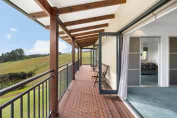 99 Spur Road, Stillwater