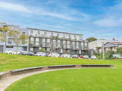 33J Charlotte Street, Eden Terrace