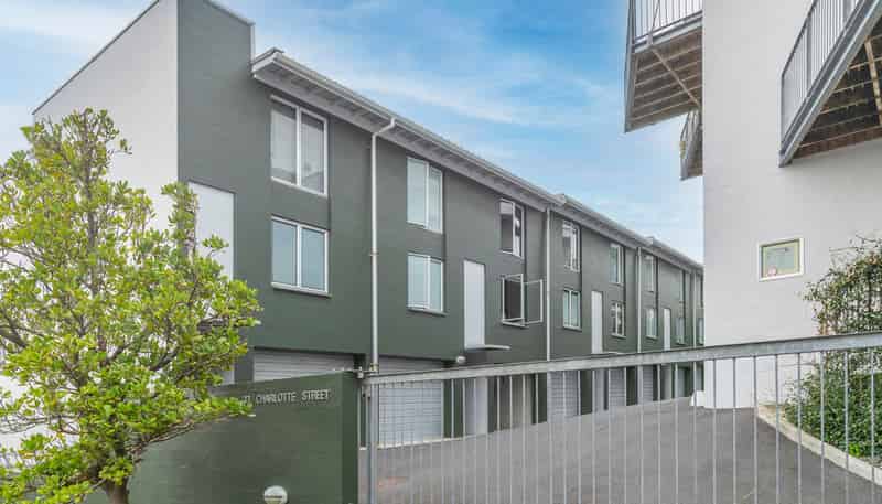 33J Charlotte Street, Eden Terrace