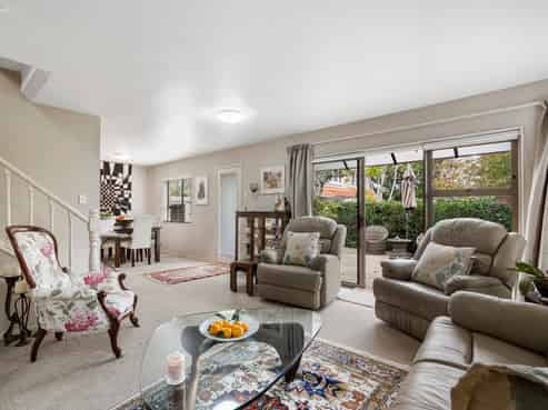 1/167 St Johns Road, Meadowbank