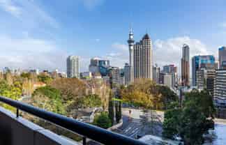 8D/14 Waterloo Quadrant, Auckland Central