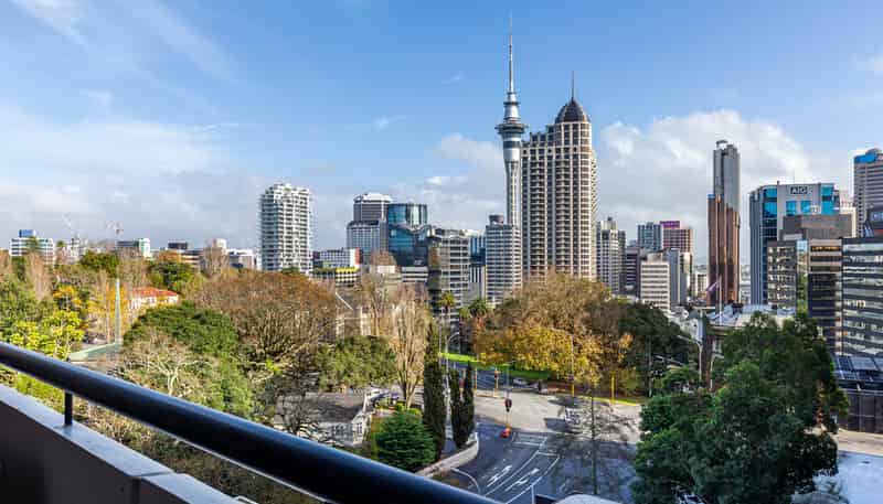 8D/14 Waterloo Quadrant, Auckland Central