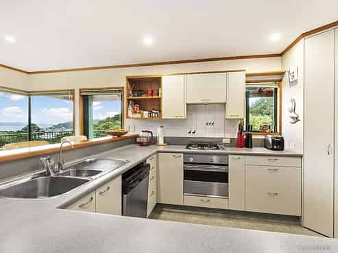 8 Coolidge Street, Brooklyn