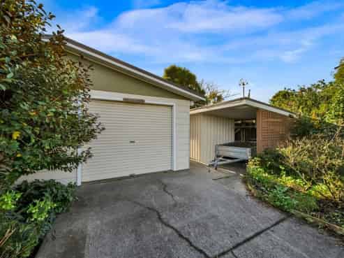 57 Dixon Street, Oakura