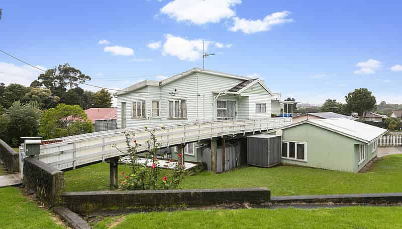 21 Queen Mary Avenue, New Lynn