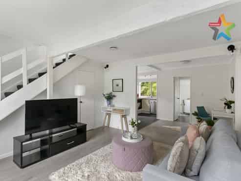 2A Percy Dyett Drive, Karori