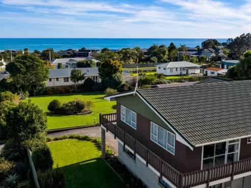 59 Dixon Street, Oakura