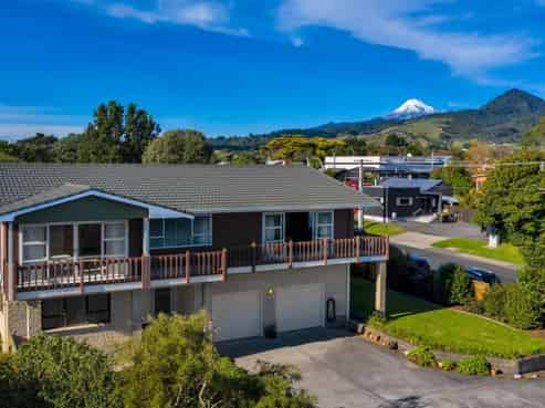 59 Dixon Street, Oakura